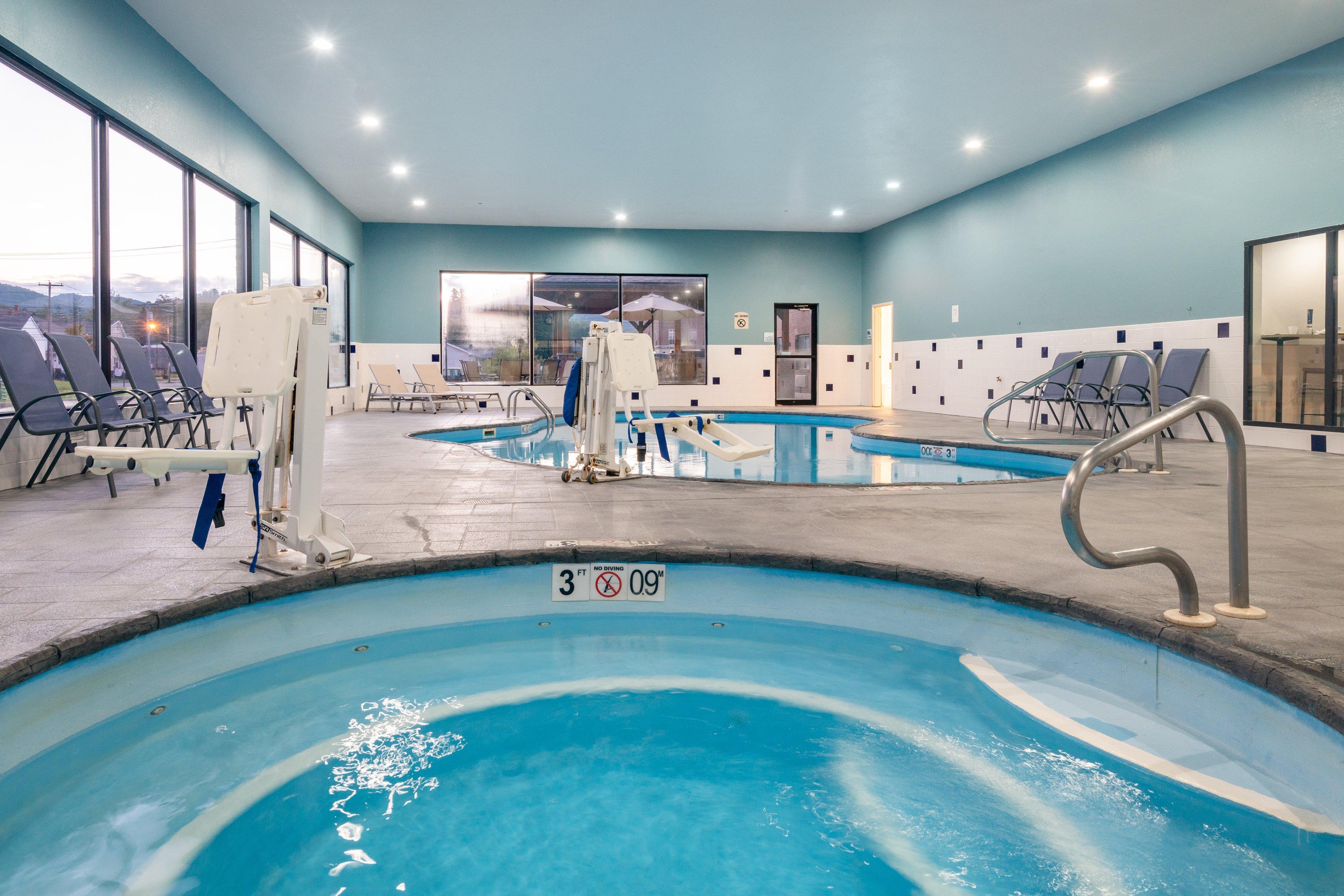 Holiday Inn Express Hotel & Suites Elkins By Ihg Екстер'єр фото