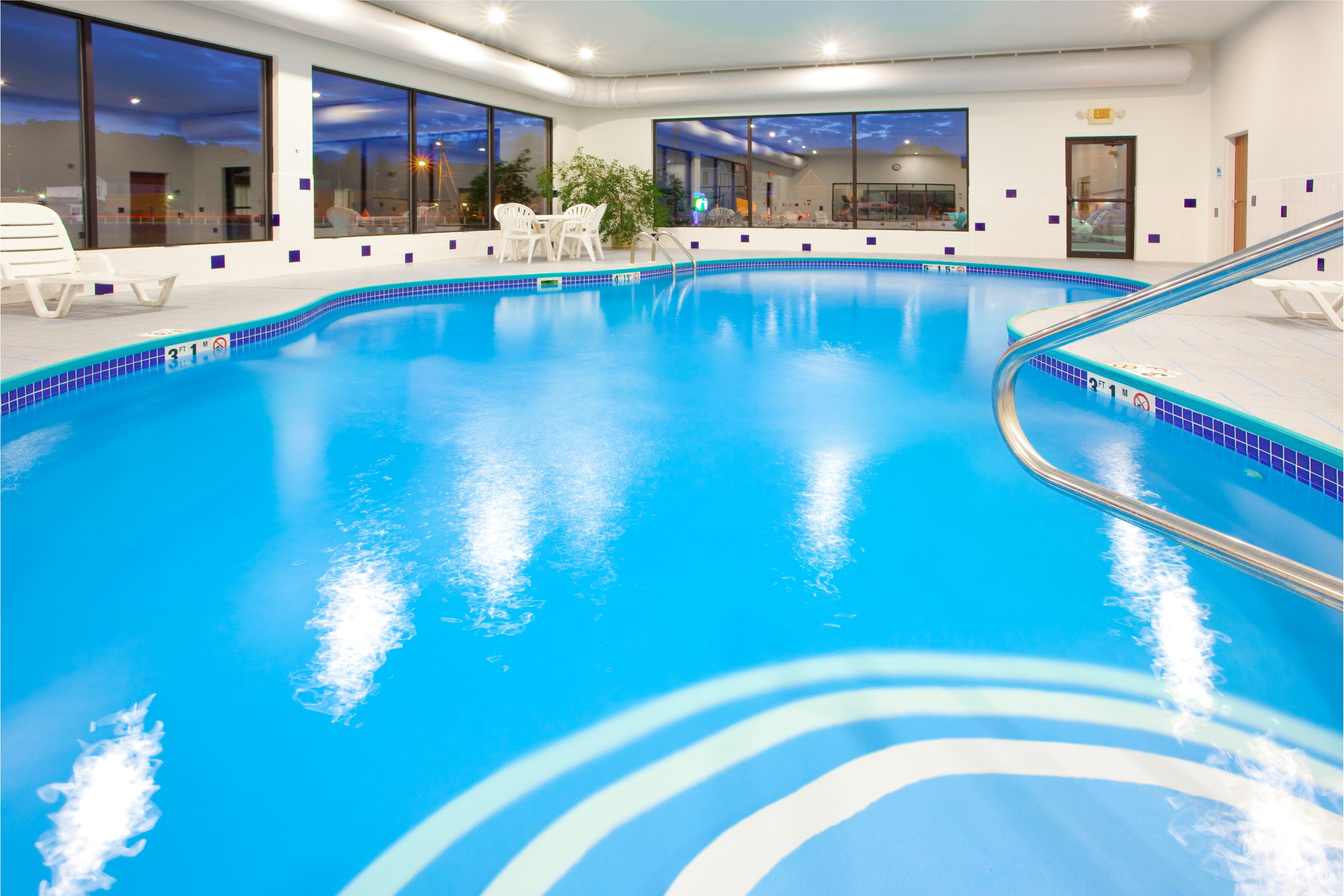 Holiday Inn Express Hotel & Suites Elkins By Ihg Екстер'єр фото